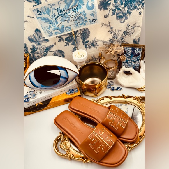 🆕 TORY BURCH 🧿 NWOT Double T Monogram Padded Leather Slide Sandals - Size US7 - Picture 2 of 13